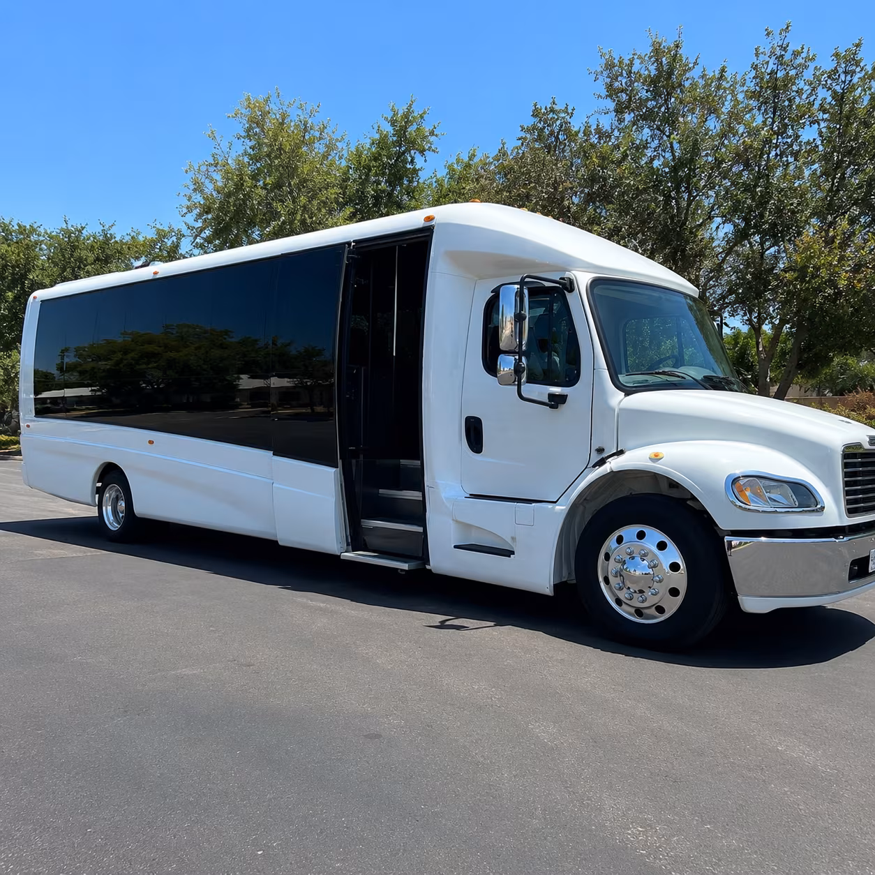 festival and concert buses serving hayward