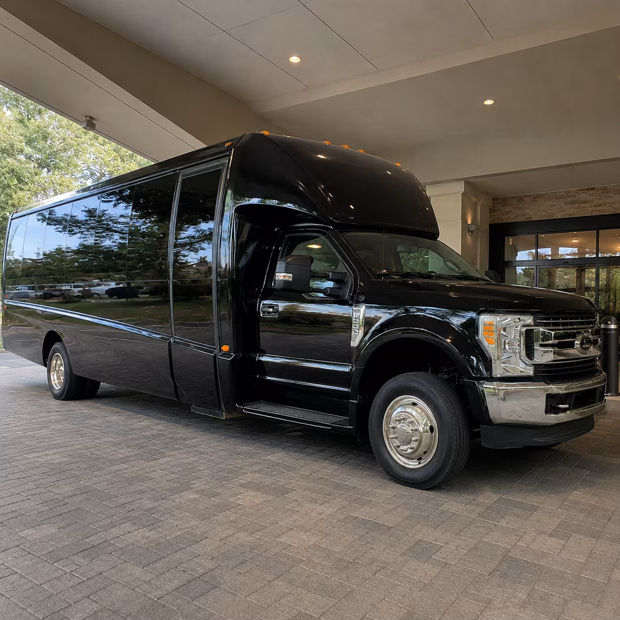 hayward prom night buses with the amenities your group wants